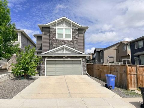 Photo of 252 Nolancliff Crescent NW, Calgary, AB T3R 0T4 (MLS # A2318831)