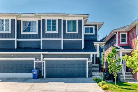 Photo of 110 Crestbrook Way SW, Calgary, AB T3B 6H1 (MLS # A2319012)