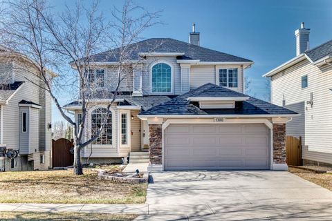 Photo of 3094 Douglasdale Boulevard SE, Calgary, AB T2Z 2T1 (MLS # A2304121)