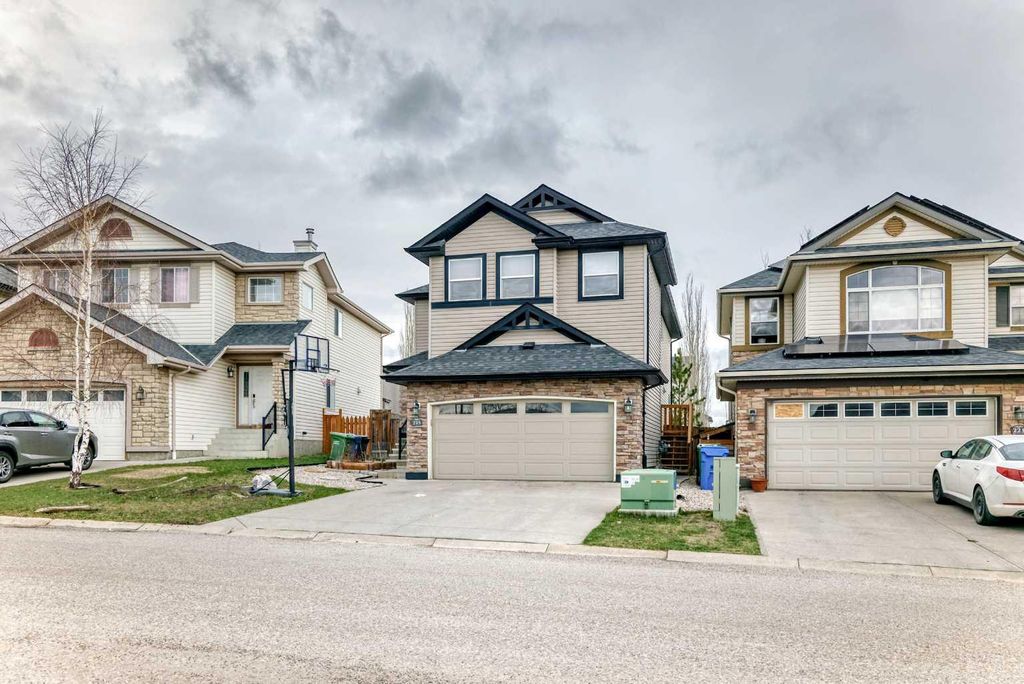 Photo of 225 Kincora Heights NW, Calgary, AB T3R 1N6 (MLS # A2309380)