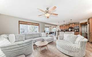 225 Kincora Heights NW