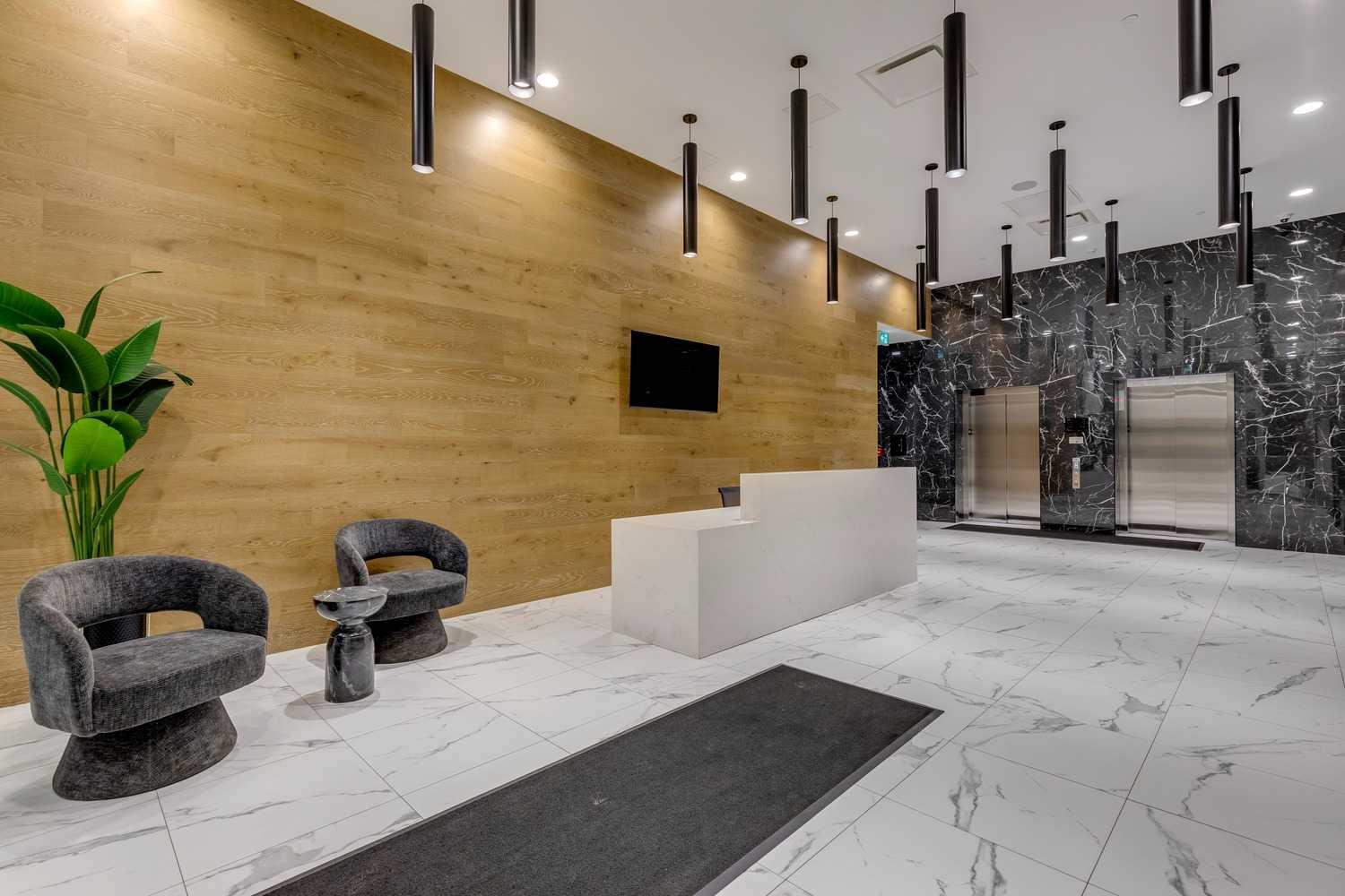 110 18A Street NW 612