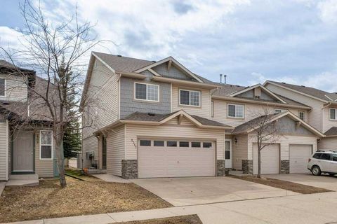 Photo of 2317 Eversyde Avenue SW, Calgary, AB T2Y 4S4 (MLS # A2300304)