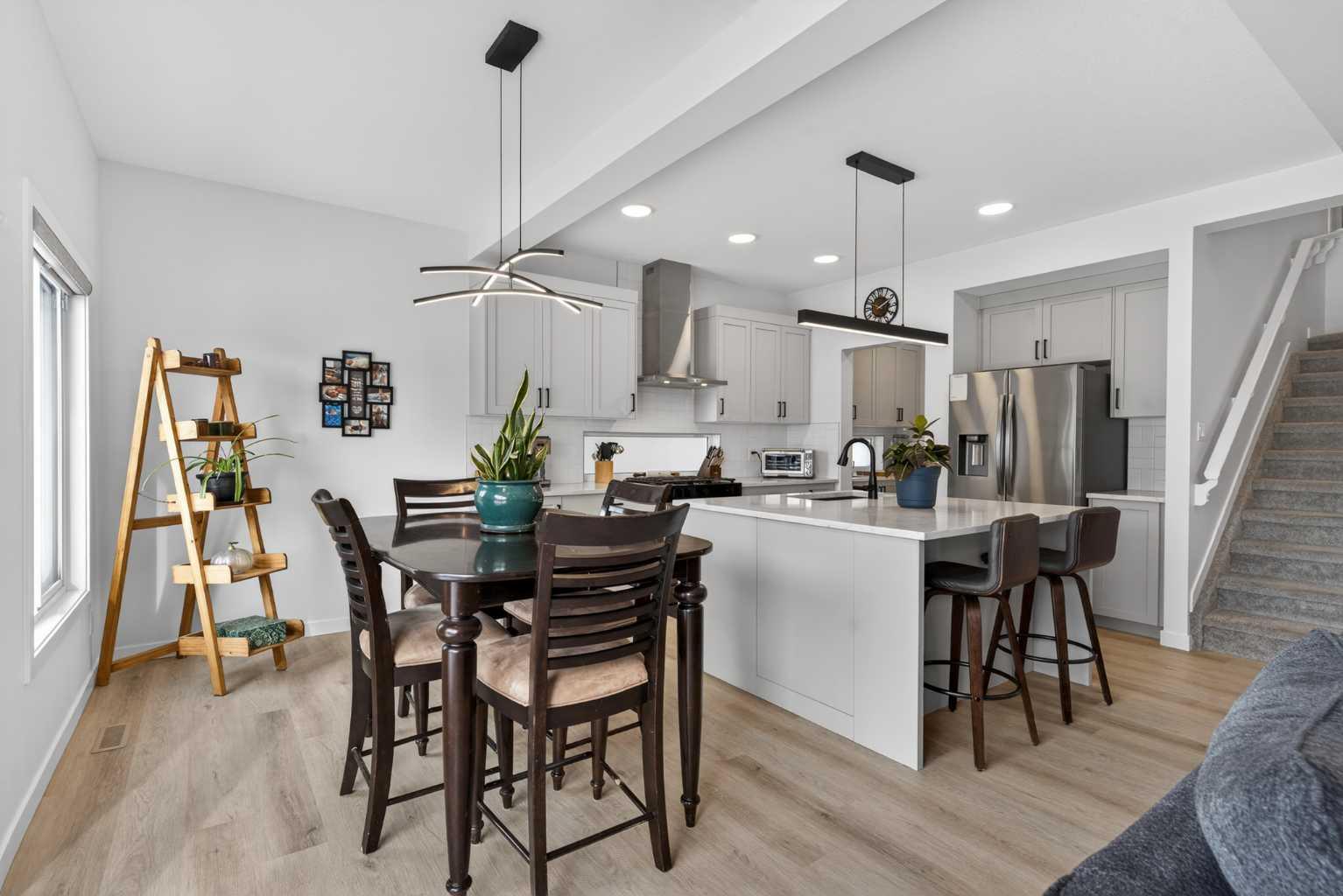 553 Baywater Manor SW