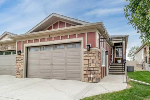 Photo of 7 Michener Boulevard, Red Deer, AB T4P 0M6 (MLS # A2320318)