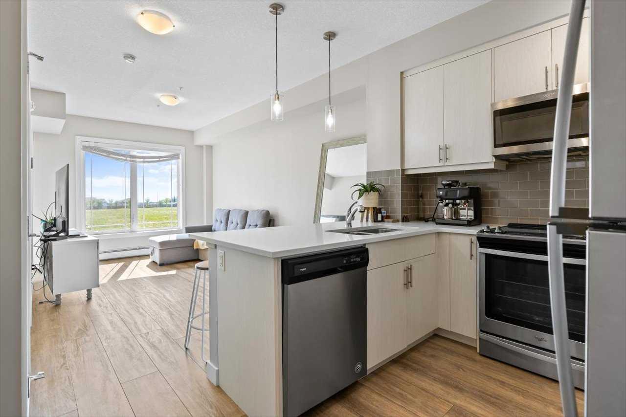 100 Auburn Meadows Manor SE 309