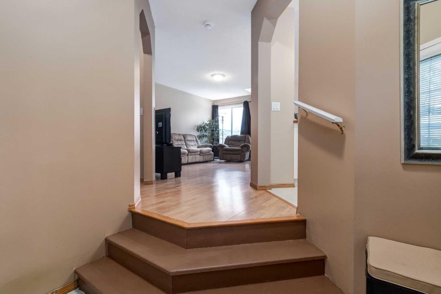 168 Mt Apex Green SE