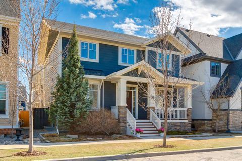 Photo of 76 Dieppe Drive SW, Calgary, AB T3E 7Y4 (MLS # A2308812)
