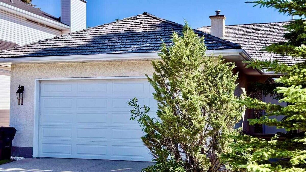 Photo of 11 Hawkmount Heights NW, Calgary, AB T3G 3S4 (MLS # A2354515)