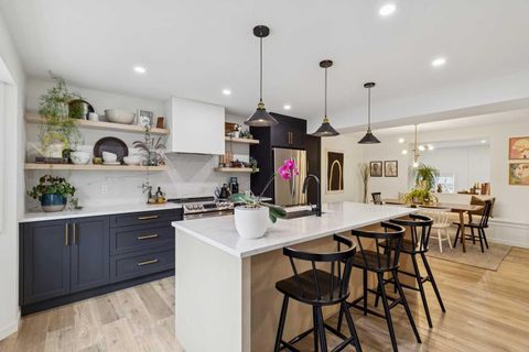 Photo of 561 Point Mckay Grove NW, Calgary, AB T2E 5M7 (MLS # A2302400)