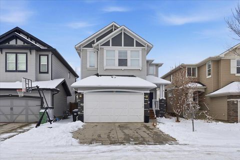 Photo of 52 brightoncrest Terrace SE, Calgary, AB T2Z 0Y7 (MLS # A2272779)