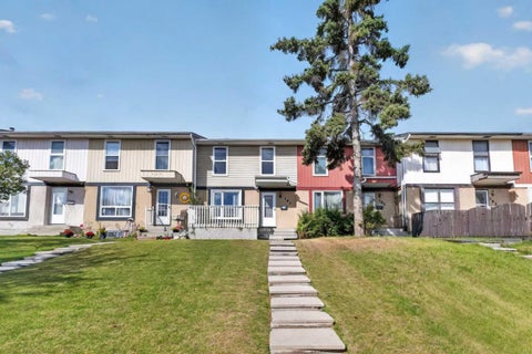 Photo of 207 Penworth Drive SE, Calgary, AB T2A 5E2 (MLS # A2345390)