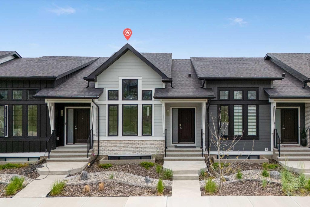 Photo of 108 Wolf Crescent, Okotoks, AB T1S 5X1 (MLS # A2325007)