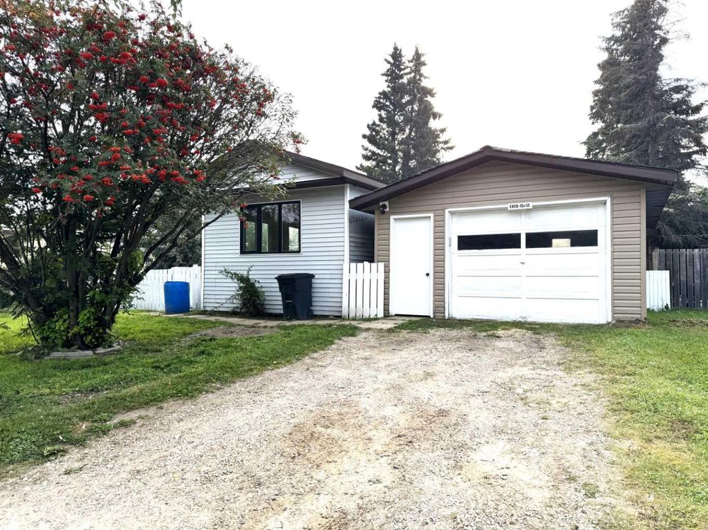 Photo of 1305 11 Street SE, Slave Lake, AB T0G 2A3 (MLS # A2306109)