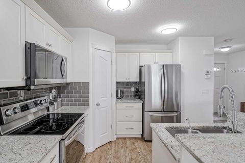 52 Autumn Court SE Calgary AB T3M 0P4