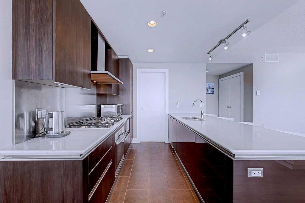 433 11 Avenue SE 1006