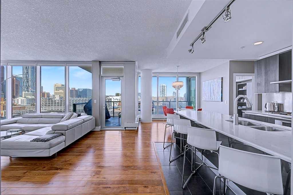 433 11 Avenue SE 1006