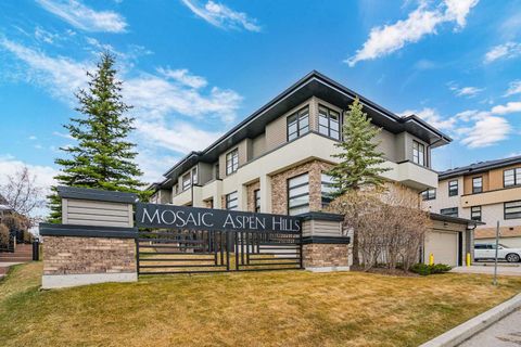 Photo of 124 Aspen Hills Villas SW, Calgary, AB T3H 0H7 (MLS # A2307273)