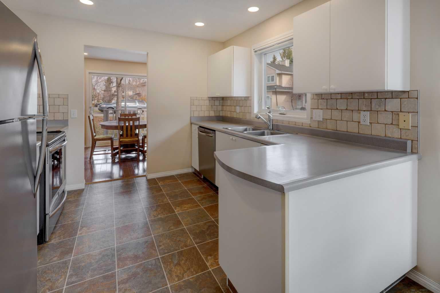 388 Sandarac Drive NW 37