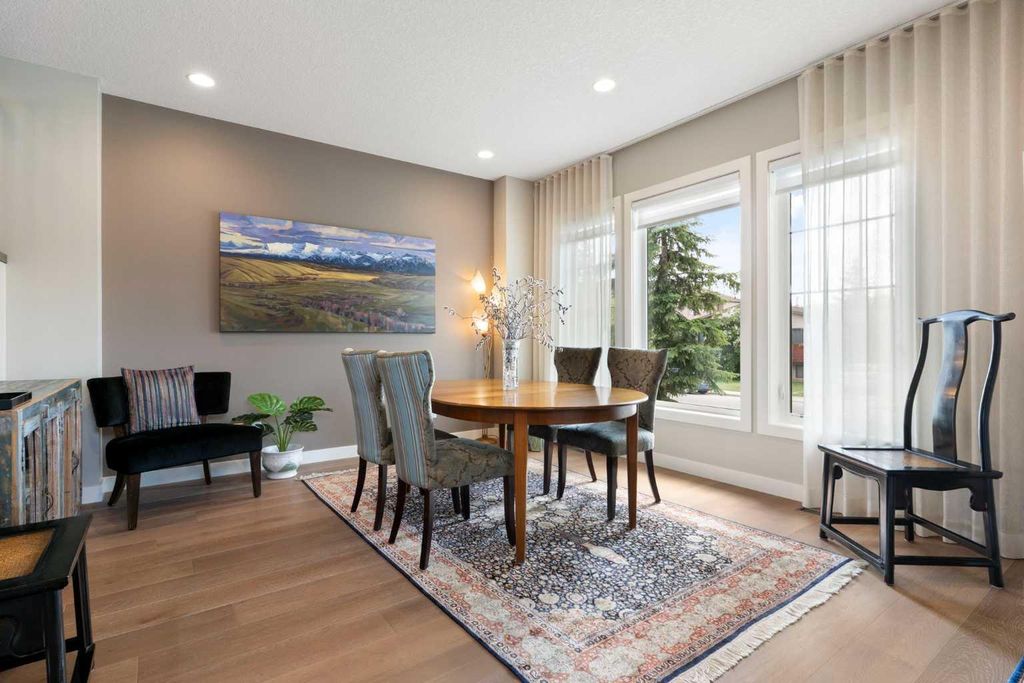 Photo of 2008 43 Street NW, Calgary, AB T3B 6E4 (MLS # A2316245)