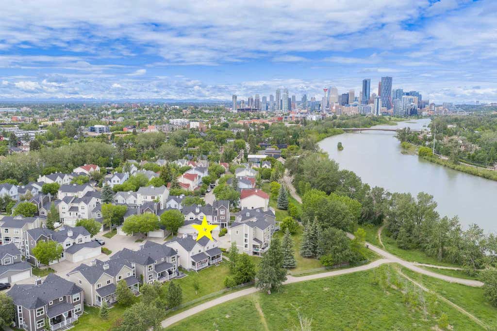 Photo of 142 INGLEWOOD Point SE, Calgary, AB T2G 5K6 (MLS # A2320007)