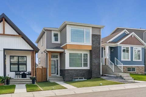 Photo of 125 Rochester Way NW, Calgary, AB T3L 0G9 (MLS # A2334286)