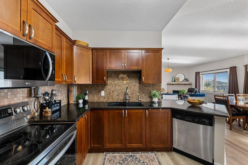 Photo of 528 Rocky Vista Gardens NW, Calgary, AB T3G 0B7 (MLS # A2302763)