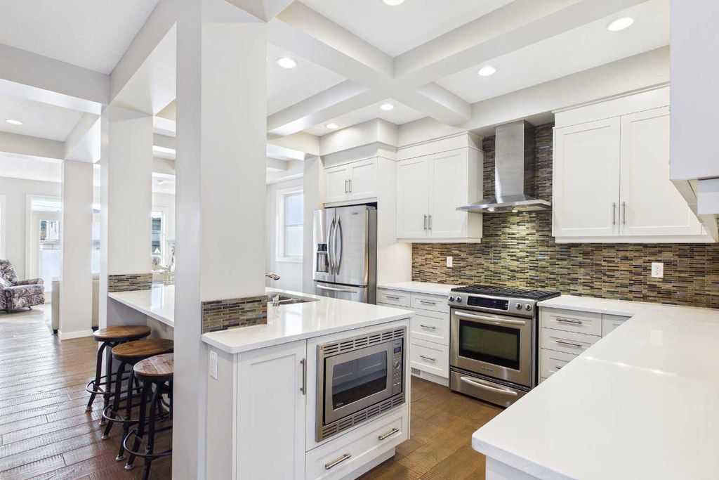 Photo of 4827 22 Avenue NW, Calgary, AB T3B 0Y4 (MLS # A2286065)