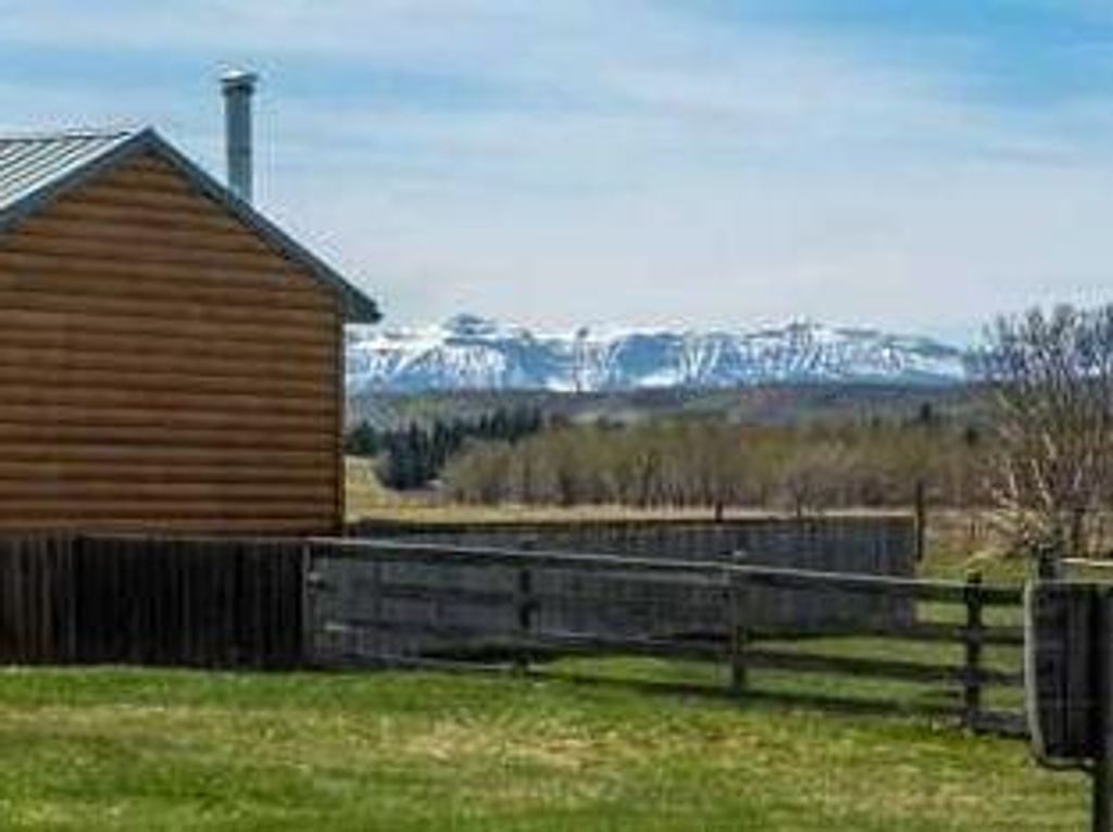 Photo of 370065 128 Street W, Rural Foothills County, AB T1S 6B8 (MLS # A2312772)