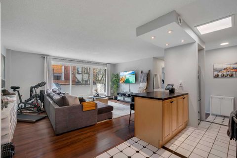 Photo of 903 19 Avenue SW #307, Calgary, AB T2T 0H8 (MLS # A2307745)