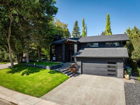 Photo of 1206 Varsity Estates Road NW, Calgary, AB T3B 2X2 (MLS # A2308007)
