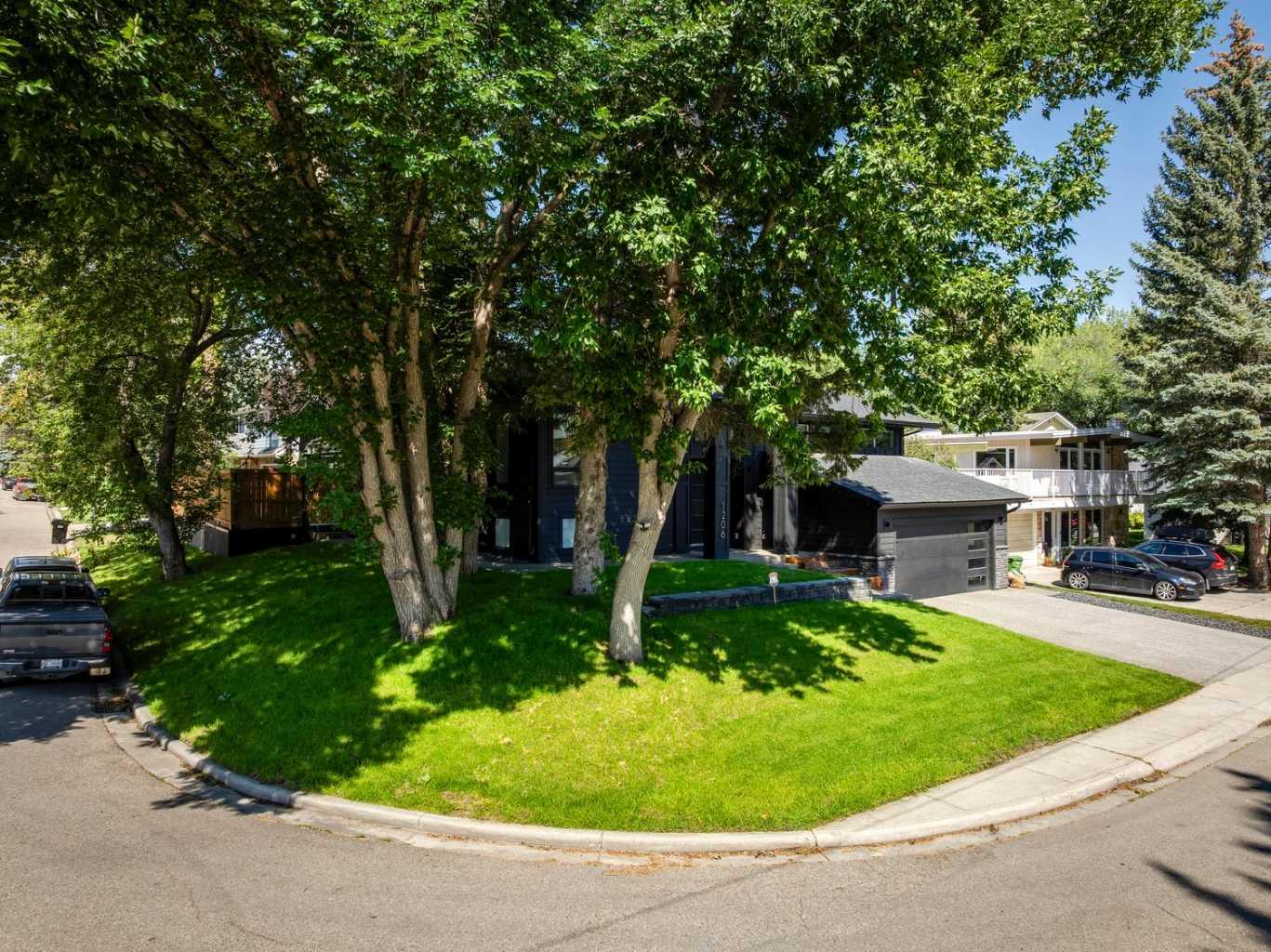 1206 Varsity Estates Road NW