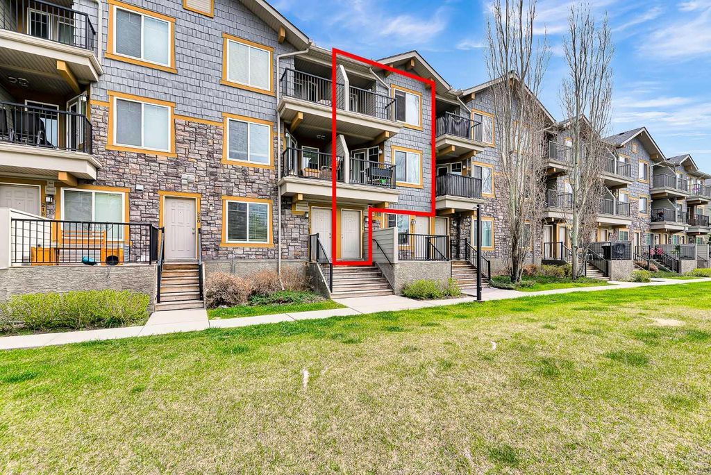Photo of 224 Mckenzie Towne Lane SE, Calgary, AB T2Z 0C4 (MLS # A2286568)