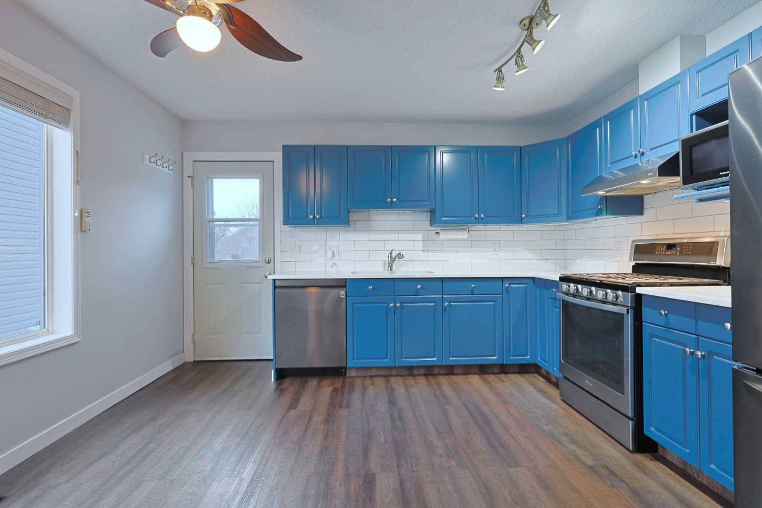 19 Sunridge Crescent NW