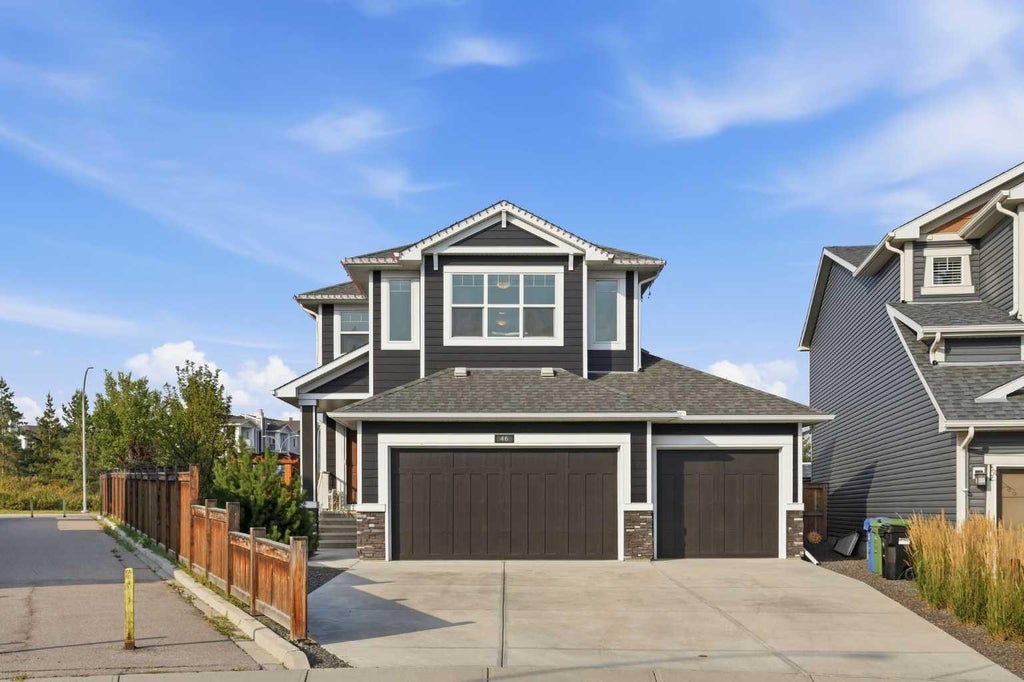 Photo of 46 Cranarch View, Calgary, AB T3M 0V9 (MLS # A2341063)