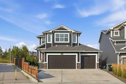 Photo of 46 Cranarch View, Calgary, AB T3M 0V9 (MLS # A2341063)