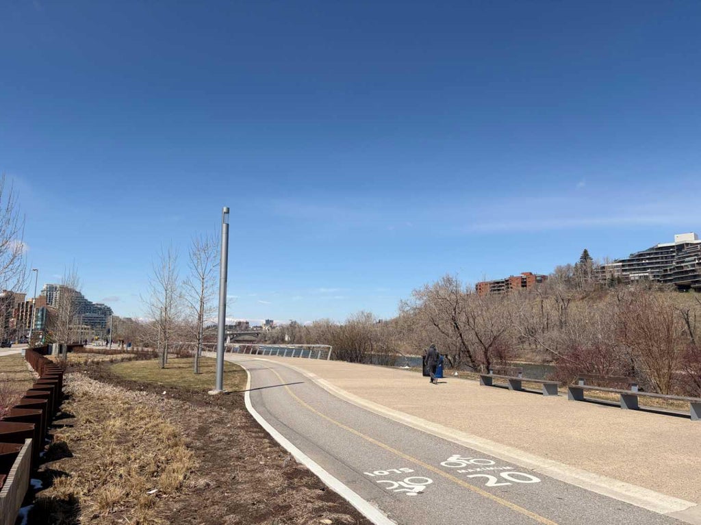 Photo of 325 3 Street SE #603, Calgary, AB T2G 0T9 (MLS # A2305630)
