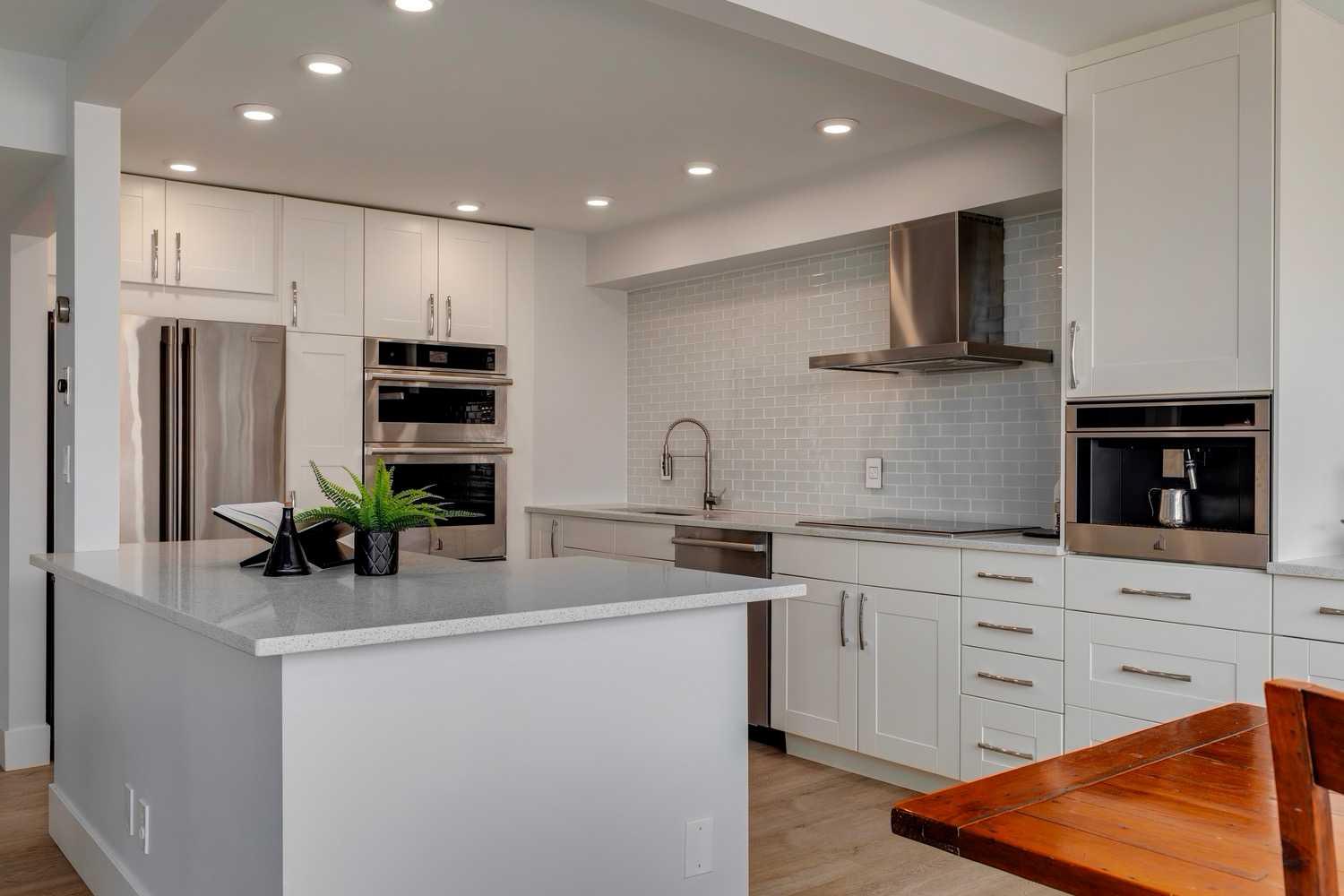 330 26 Avenue SW 1105