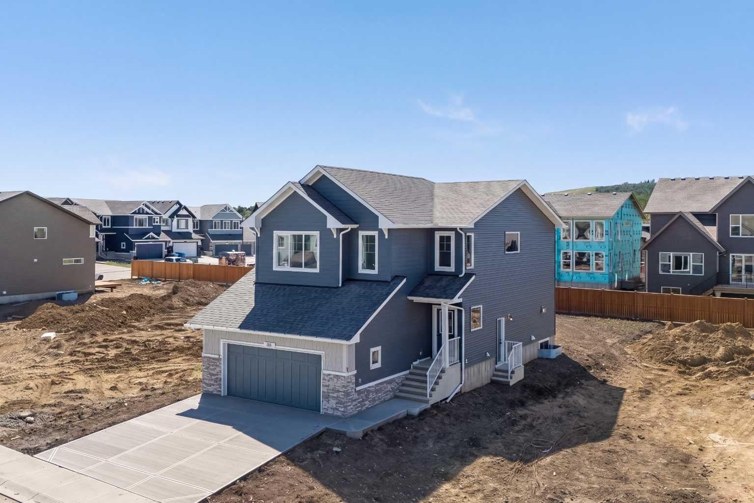 35 Creekside Rise SW
