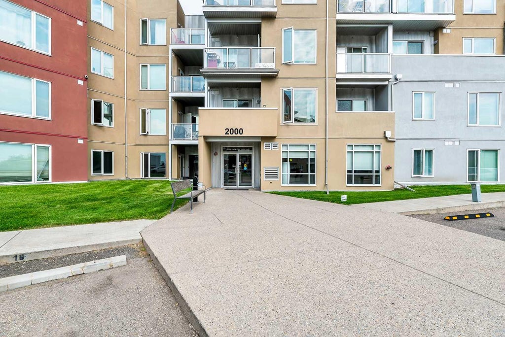Photo of 604 East Lake Boulevard NE #2217, Airdrie, AB T4A 0G6 (MLS # A2341567)