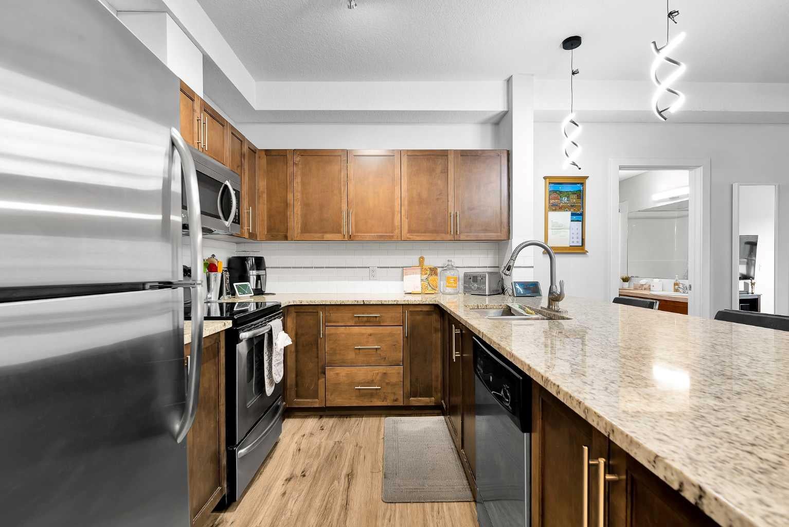 604 East Lake Boulevard NE 2217