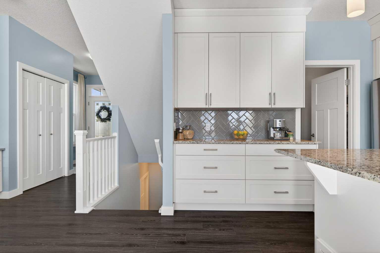 83 Fireside Crescent N