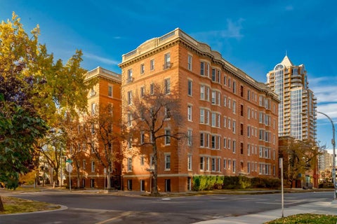 Photo of 804 18 Avenue SW #203, Calgary, AB T2T 0G8 (MLS # A2351650)