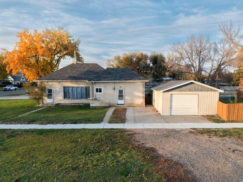 Photo of 5203 56 Avenue, Taber, AB T1G 1L6 (MLS # A2353901)