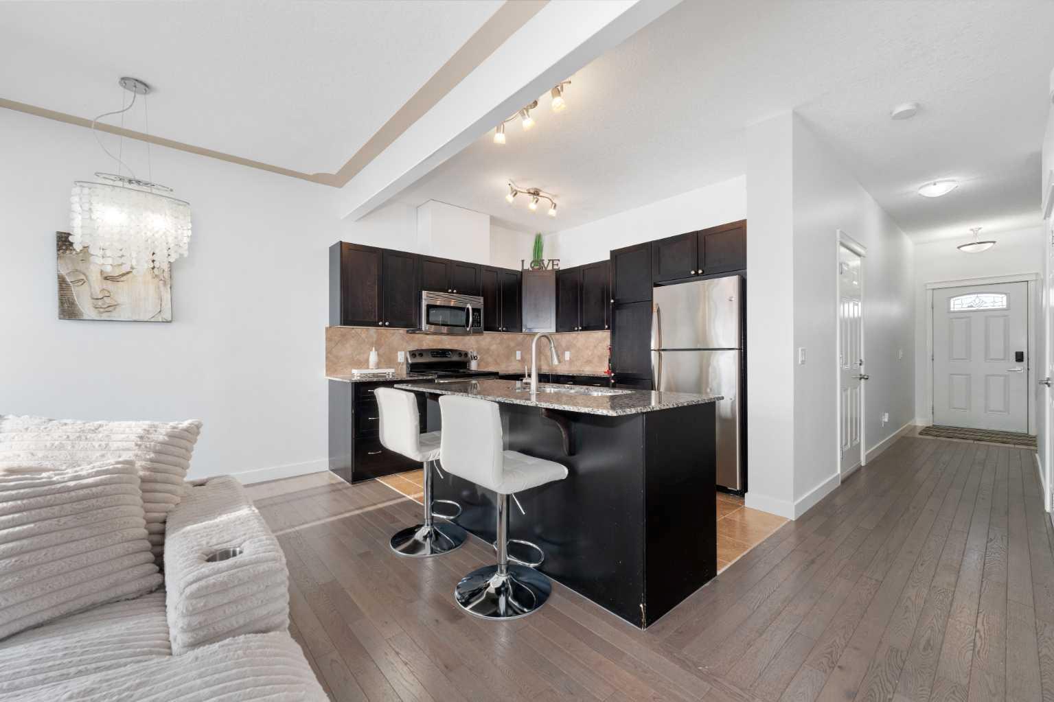 620 Luxstone Landing SW 602