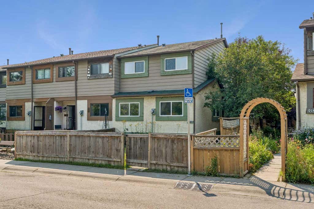 Photo of 5603 1 Avenue SE, Calgary, AB T2A 5Z6 (MLS # A2339497)
