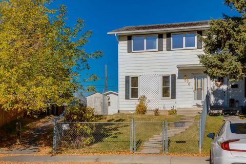 90 Allandale Close SE Calgary AB T2H 1V9