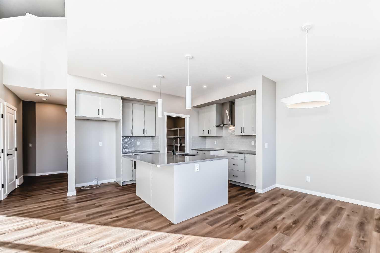 1089 Sawgrass Link NW