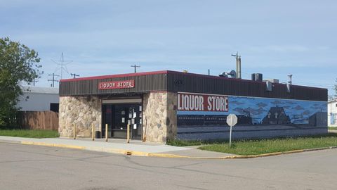 114 Centre Street McLennan AB T0H 2L0