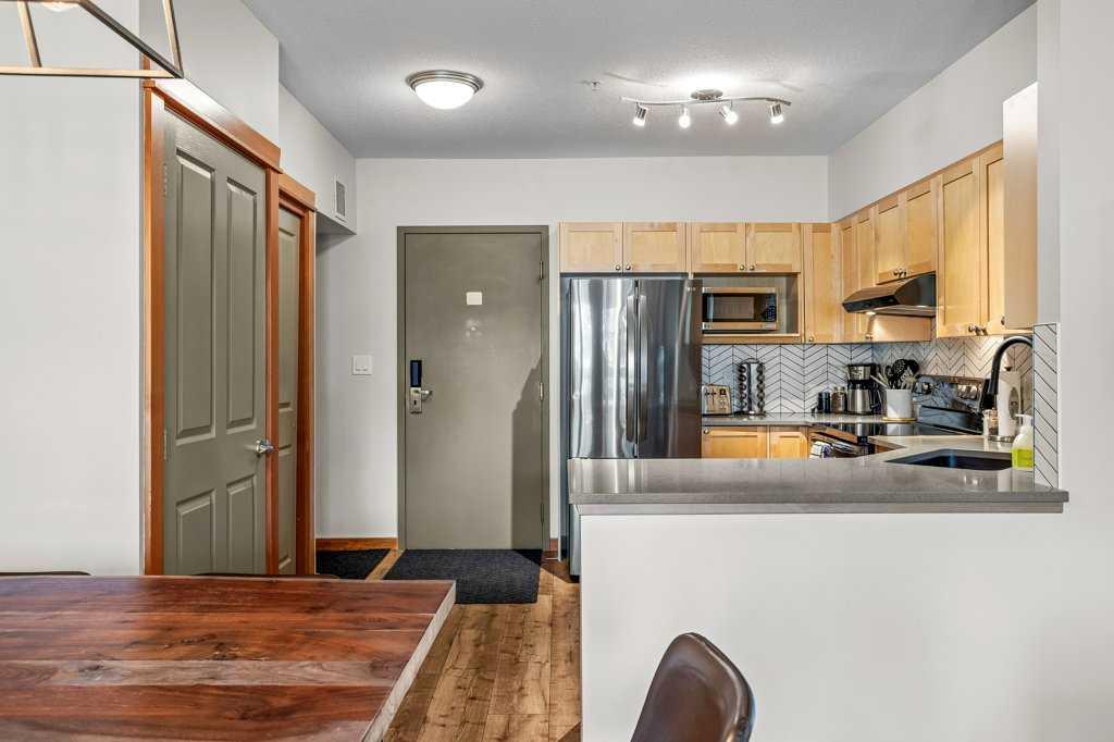 109 Montane Road 201